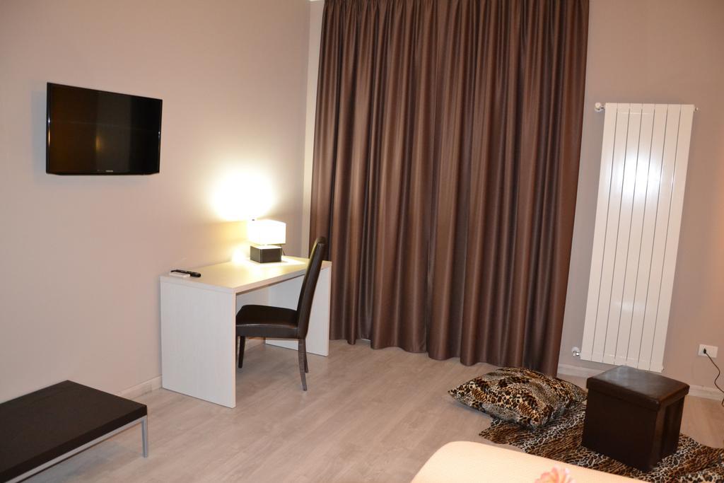 Fly In The World B&B Fiumicino Ruang foto