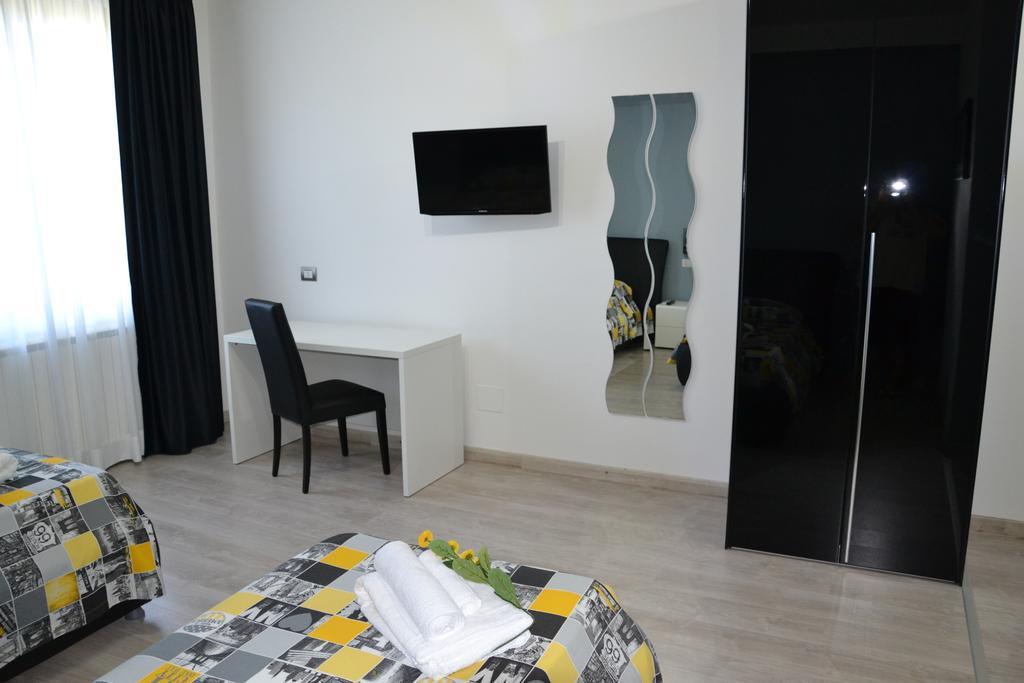 Fly In The World B&B Fiumicino Ruang foto