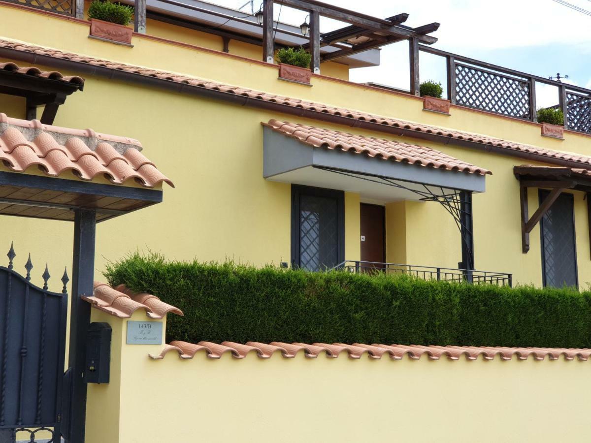 Fly In The World B&B Fiumicino Bagian luar foto